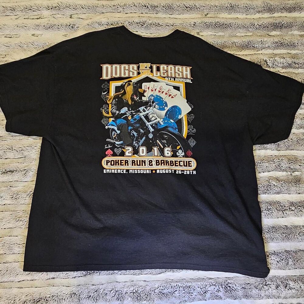 Gildan Men's Black T-shirt